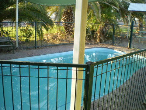 Banjos Overnight And Holiday Units - Hotel WA 2