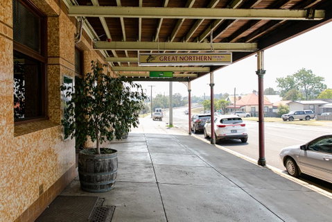 Bank Hotel Dungog - Hotel WA 1