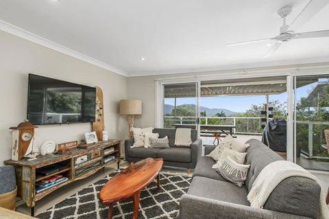 Barefoot Top Floor, 32 Skyline Crescent, Crescent Head - Hotel WA 0