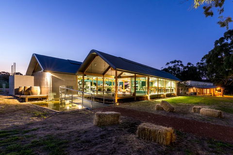 Barn Hives Yallingup - Hotel WA 3
