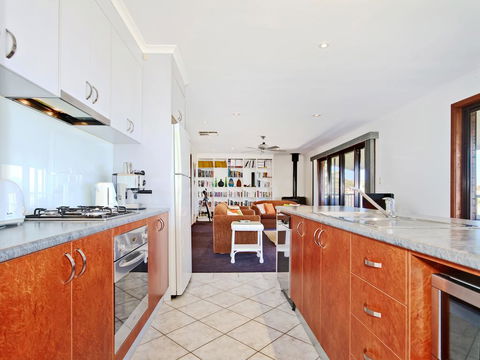 Beach House At Moana - Hotel WA 2