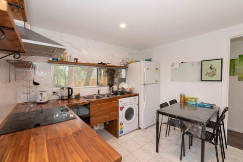 Relaxed Private Double Room In Carramar - Close To Station - Shared Bathroom - Hotel WA 3