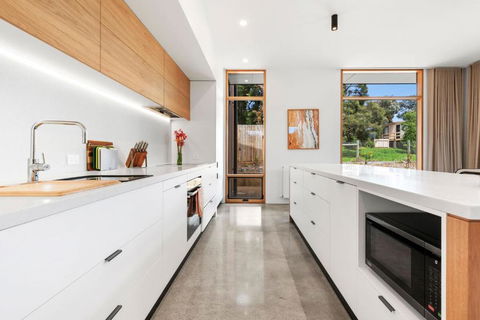 REFRESH At Lonnie - Hotel WA 3