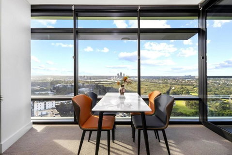 Relaxing Getaway In Olympic Park - Hotel WA 2