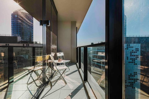 Resort Lifestyle Urban Apt - Pool, Gym, Sauna - Hotel WA 1