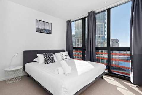 Resort-style Docklands Riverview Stay With Parking - Hotel WA 1