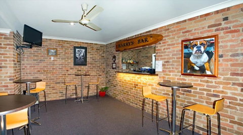 Rest Point Motor Inn - Hotel WA 2