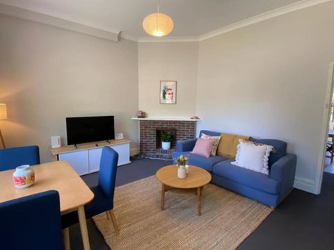 Retro Apt 6 Mins To Victoria Quay - Hotel WA 3