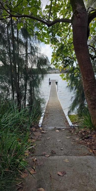 Riverside Retreat - Hotel WA 0