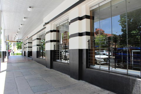 Royal Hotel Orange - Hotel WA 1