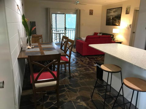 Royal Palm Cottage, Entire Two Bedroom 2 Bathroom House With Pool - Hotel WA 1