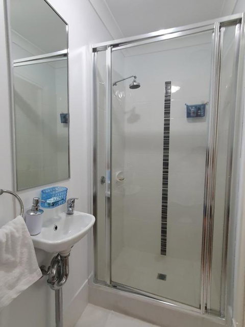 Sandalwood Guest Room - Hotel WA 3