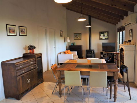 Sandhurst Escape 2 17 - Hotel WA 3