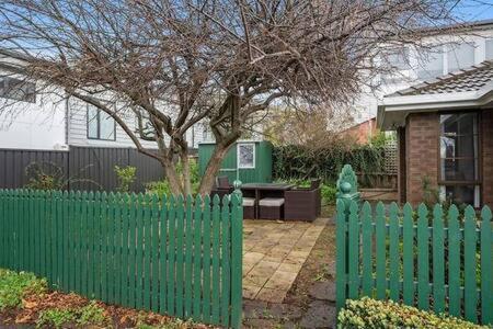 Sandy Bay Cozy Cottage Close To CBD - Hotel WA 3