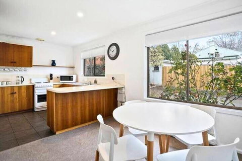 Sandy Bay Cozy Cottage Close To CBD - Hotel WA 1