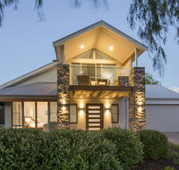 Beachstone - Stylish Spacious Home Opposite Beach and Close to Town - Hotel WA