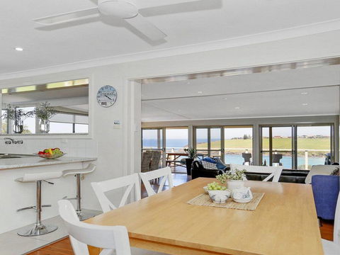 Beachview - Walking Track Straight Down To The Beach - Hotel WA 3