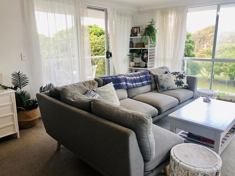 Beachy, Bright, And The Best Location On The GC! - Hotel WA 3