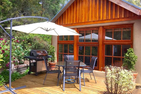 BEAUTIFUL RETREAT - 20 Mins To CBD And Only 10 Mins To MONA! - Hotel WA 1