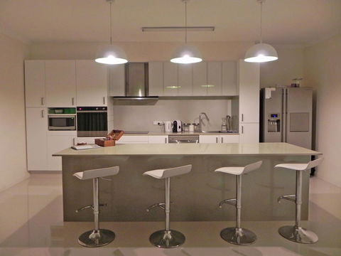 Beautifully Appointed Large Family Home - Hotel WA 0