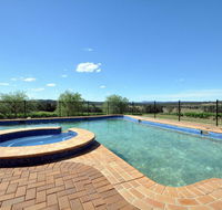 Beggars Bridge Vineyard Homestead w/ pool  wifi  tennis  vineyard - Hotel WA