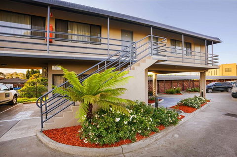 Best Western Mahoneys Motor Inn - Hotel WA 3