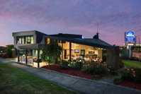 Book Reservoir Accommodation Vacations Hotel WA Hotel WA