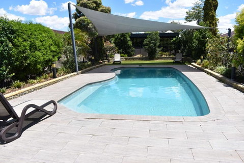 Best Western Plus All Settlers Motor Inn - Hotel WA 3