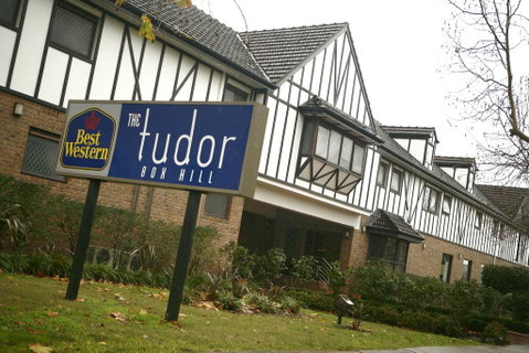 Best Western Plus The Tudor Box Hill - Hotel WA 0