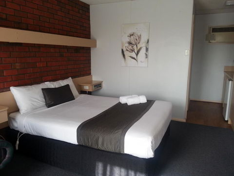 Big Valley Lakeside Paradise Motor Inn - Hotel WA 1
