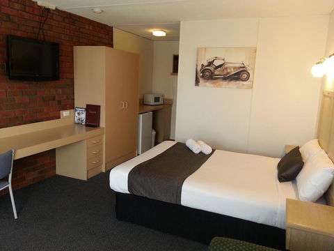 Big Valley Lakeside Paradise Motor Inn - Hotel WA 2