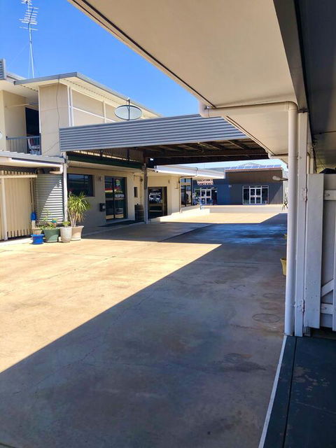 Biloela Centre Motel & Steakhouse Restaurant - Hotel WA 3