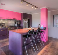 Birdland - Bold unique and modern - Hotel WA
