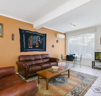 Black Dolphin Waterfront Apartment - Hotel WA
