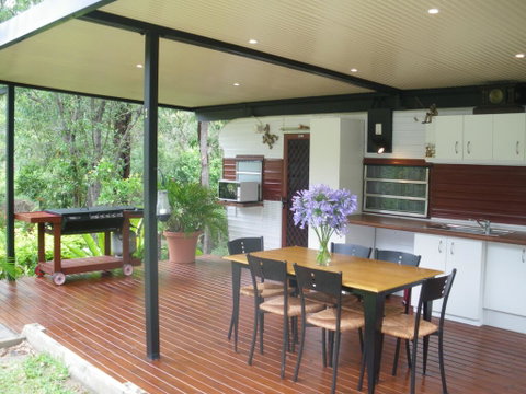 BoBRENE On Tamborine Nude Retreat - Cosy Chalet - Hotel WA 2