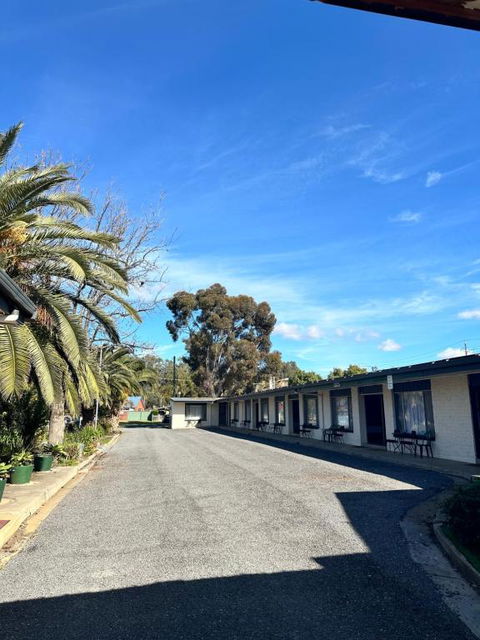 The Shamrock Hotel Balranald - Hotel WA 1
