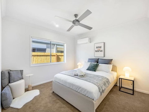 Well-decorated 4BR Family Home Steps To Mall - Hotel WA 2