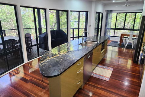 EUROLIE ON HIGH At Kingfisher Bay Fraser Island - Hotel WA 3