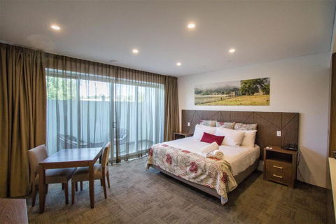 Young Federation Motor Inn And Services Club - Hotel WA 0