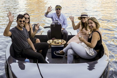 1.5-Hour Boat Rental In Melbourne - Hotel WA 3