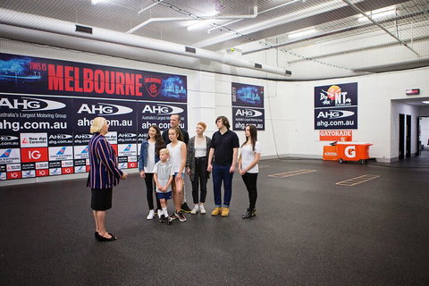 Melbourne Sports Experience + Free MCG Tour - Hotel WA 5