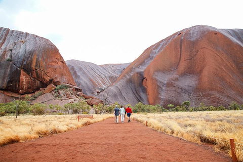 2-Day Uluru (Ayers Rock) And Kata Tjuta Trip From Alice Springs - Hotel WA 1
