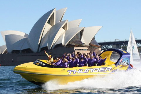 30-Minute Sydney Harbour Jet Boat Ride: Thunder Twist - Hotel WA 3