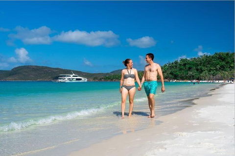 Whitehaven Beach Half-Day Cruises - Hotel WA 3