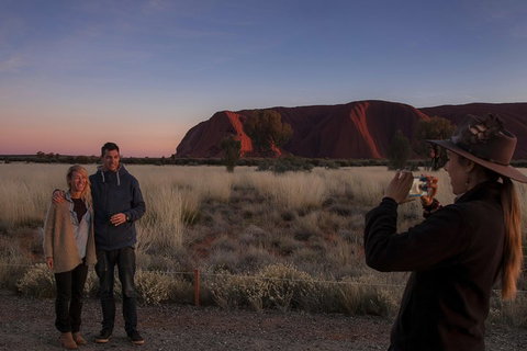 Highlights Of Uluru Including Sunrise And Breakfast - Hotel WA 4
