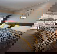 3-Day Uluru-Kata Tjuta and Kings Canyon 4WD Small-Group Eco-Tour from Alice Springs - Hotel WA