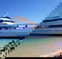 Moreton Island Day Trip Kayak Snorkel  Sandboard frm Brisbane or Gold Coast - Hotel WA