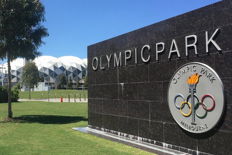 Melbourne Sports Walking Tour - Hotel WA 3