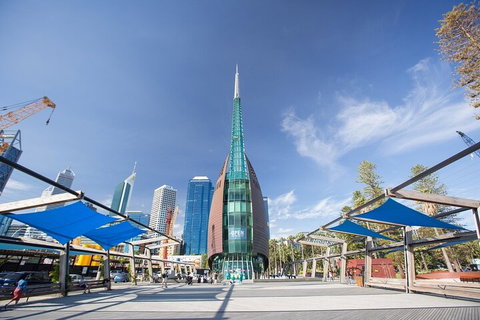 Perth Scavenger Hunt: Perched On A Swan - Hotel WA 3
