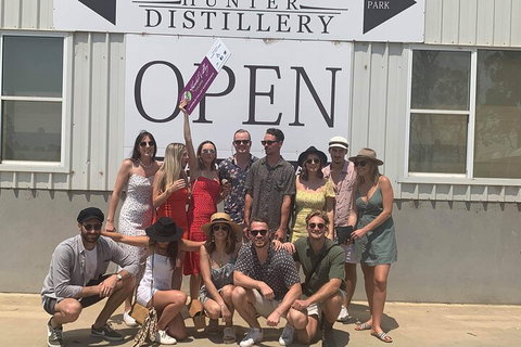 A Full Day Hunter Valley Wine Tasting Tour With Lunch And Tasting Fee's Included - Hotel WA 0
